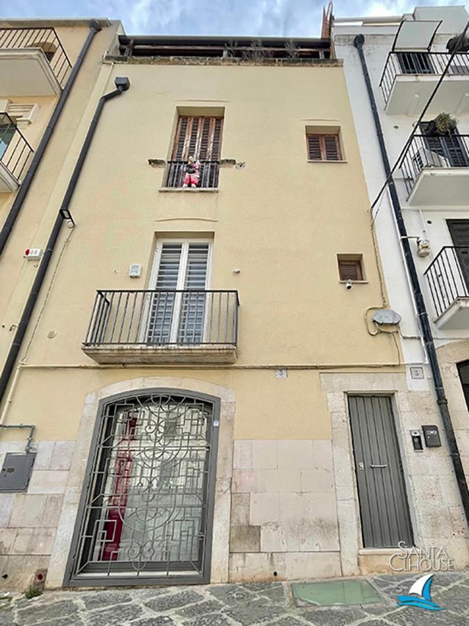 Santa Clhouse Villa Bari Exterior photo